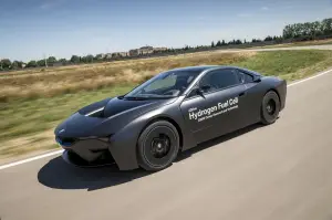 BMW i8 Fuel Cell