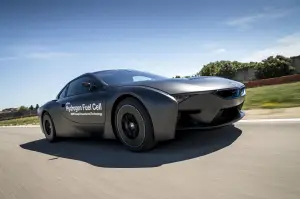 BMW i8 Fuel Cell