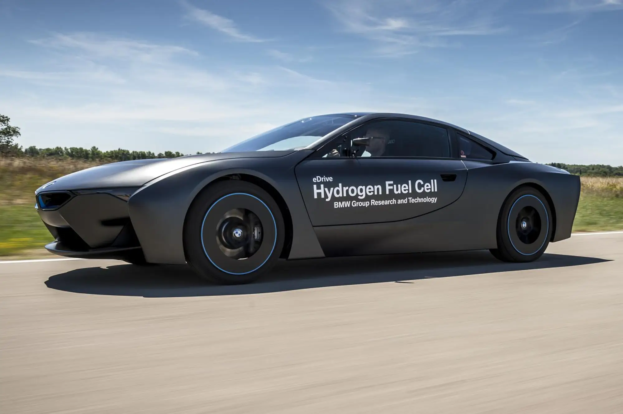 BMW i8 Fuel Cell - 3