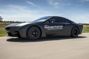 BMW i8 Fuel Cell