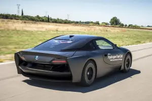 BMW i8 Fuel Cell