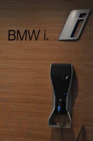 BMW i8 (LIVE) - Salone di Francoforte 2013