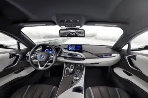 BMW i8 Mirrorless concept - 1