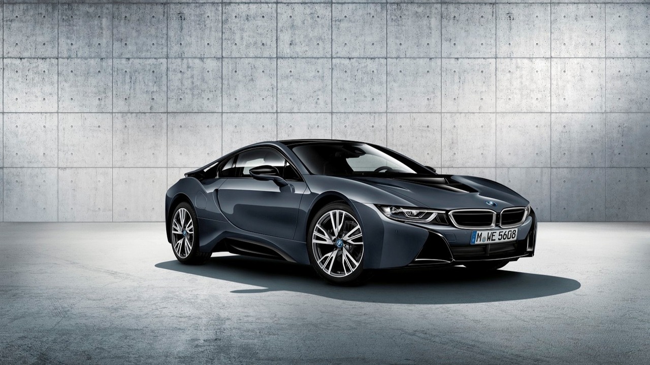 BMW i8 Protonic Dark Silver