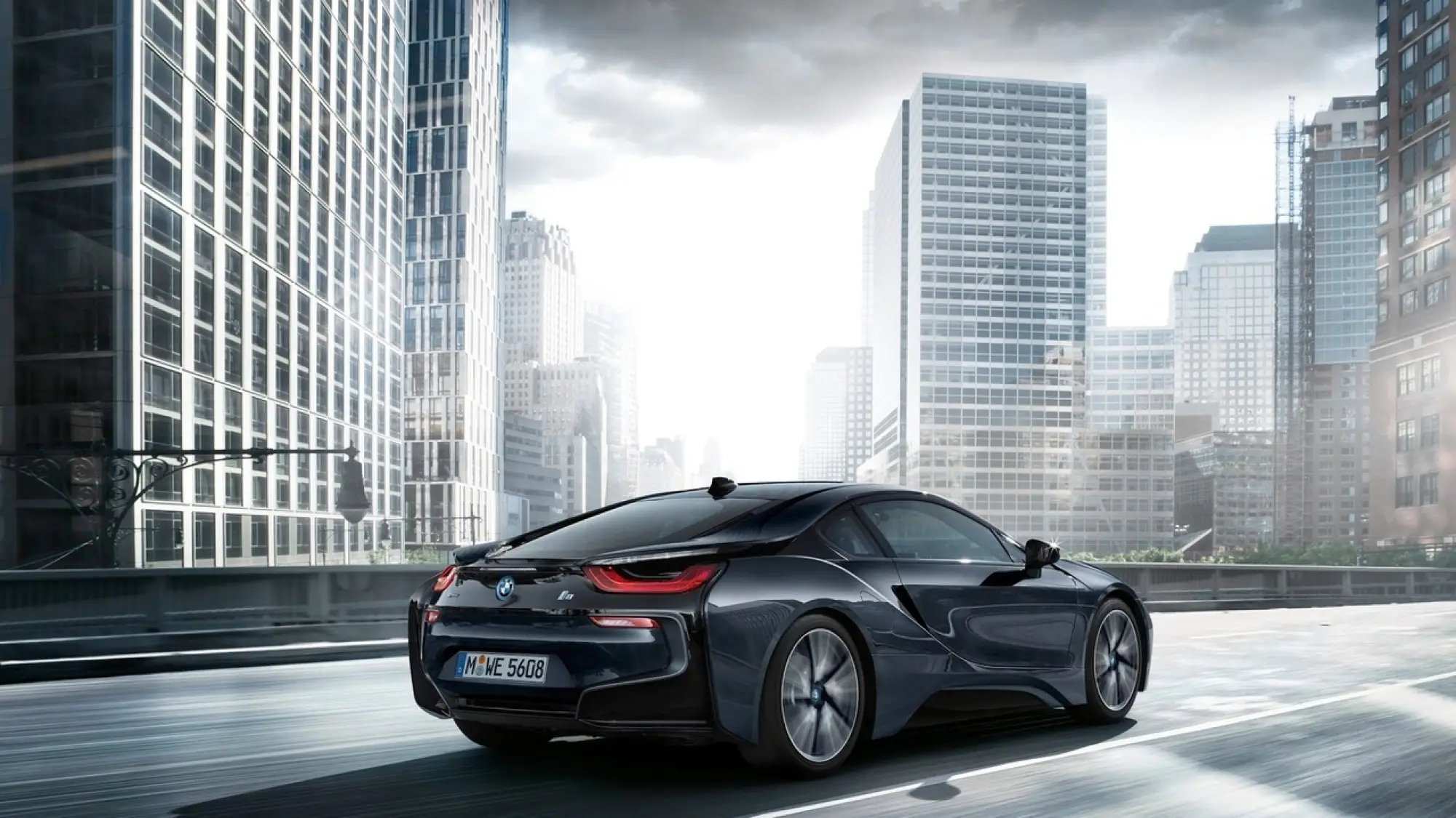 BMW i8 Protonic Dark Silver - 5