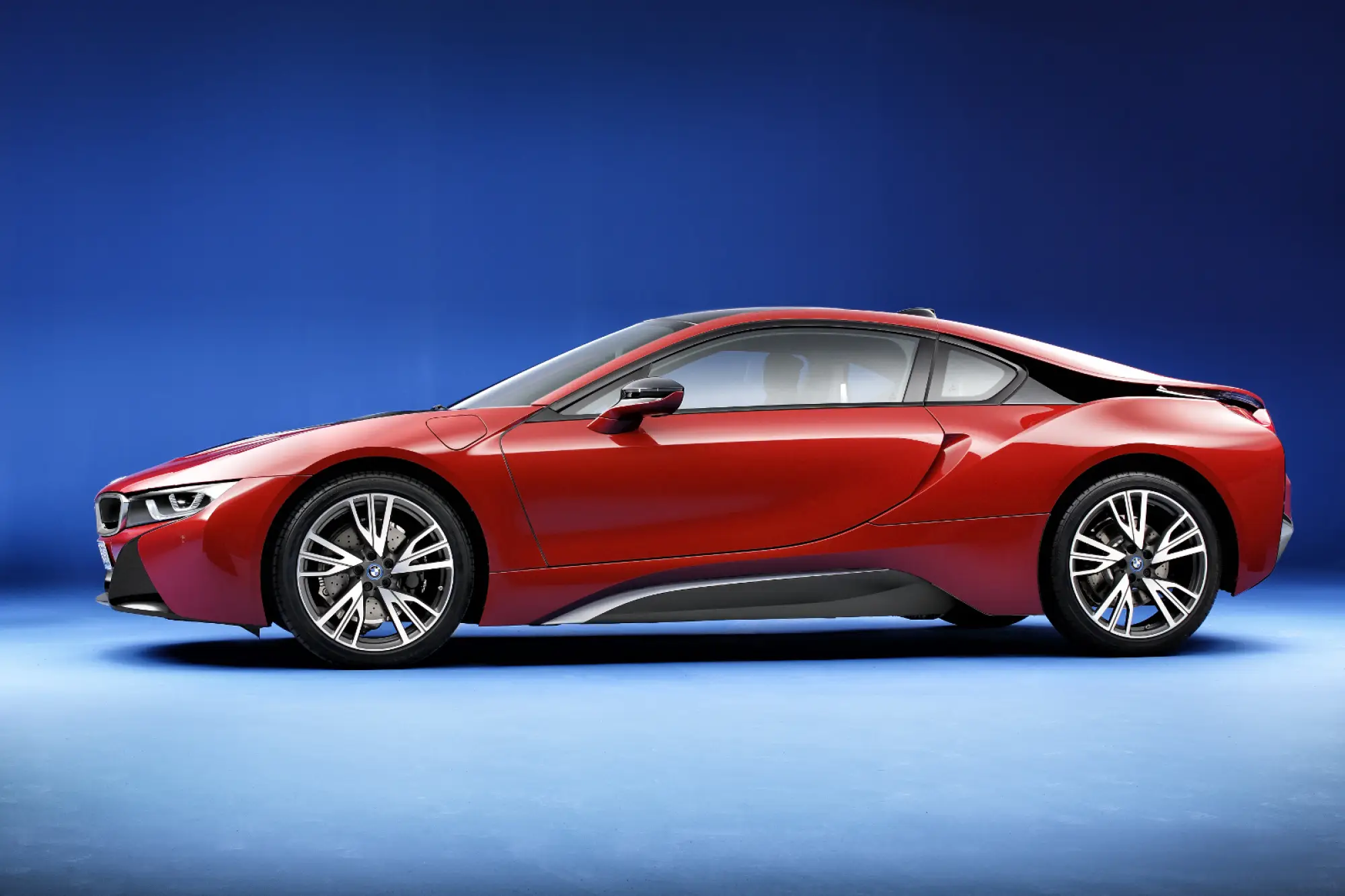 BMW i8 Protonic Red Edition - 3