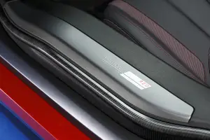 BMW i8 Protonic Red Edition - 6