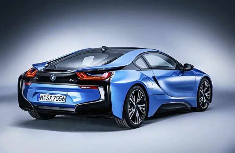 BMW i8 Pure Impulse - 9