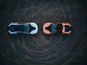 BMW i8 Roadster e nuova i8 Coupe