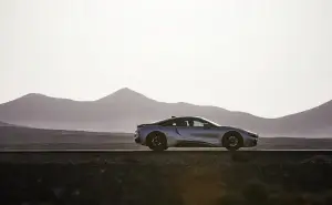 BMW i8 Roadster e nuova i8 Coupe