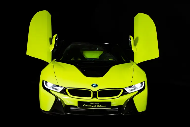 BMW i8 Roadster LimeLight Edition - 4