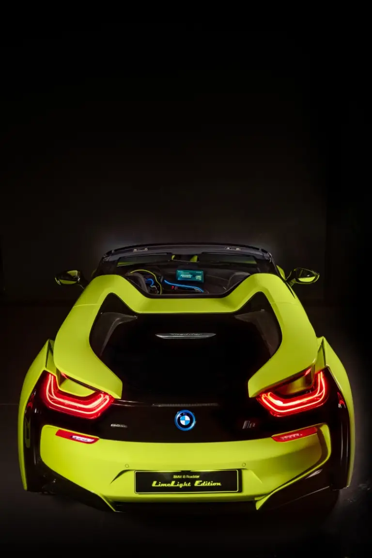 BMW i8 Roadster LimeLight Edition - 7