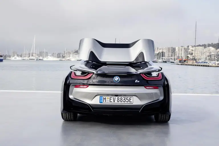 BMW i8 Roadster - 101