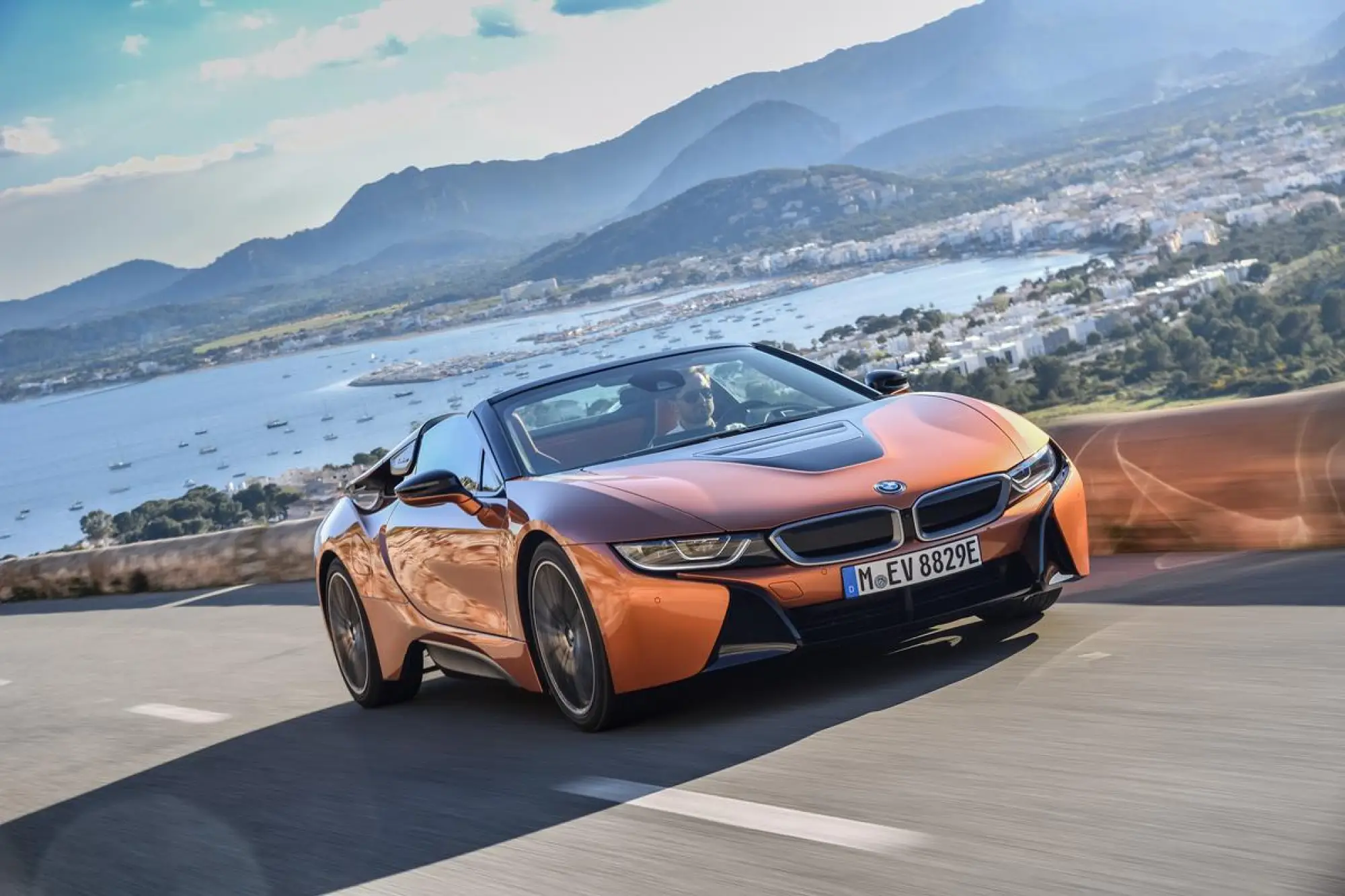 BMW i8 Roadster - 109