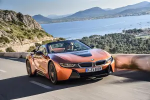 BMW i8 Roadster - 111