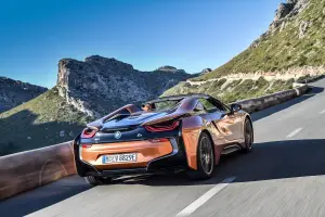 BMW i8 Roadster