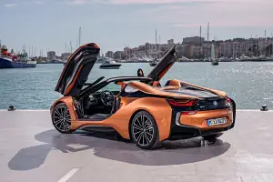 BMW i8 Roadster