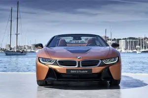 BMW i8 Roadster