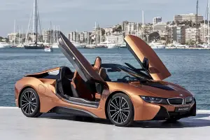 BMW i8 Roadster