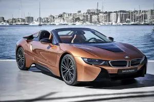 BMW i8 Roadster