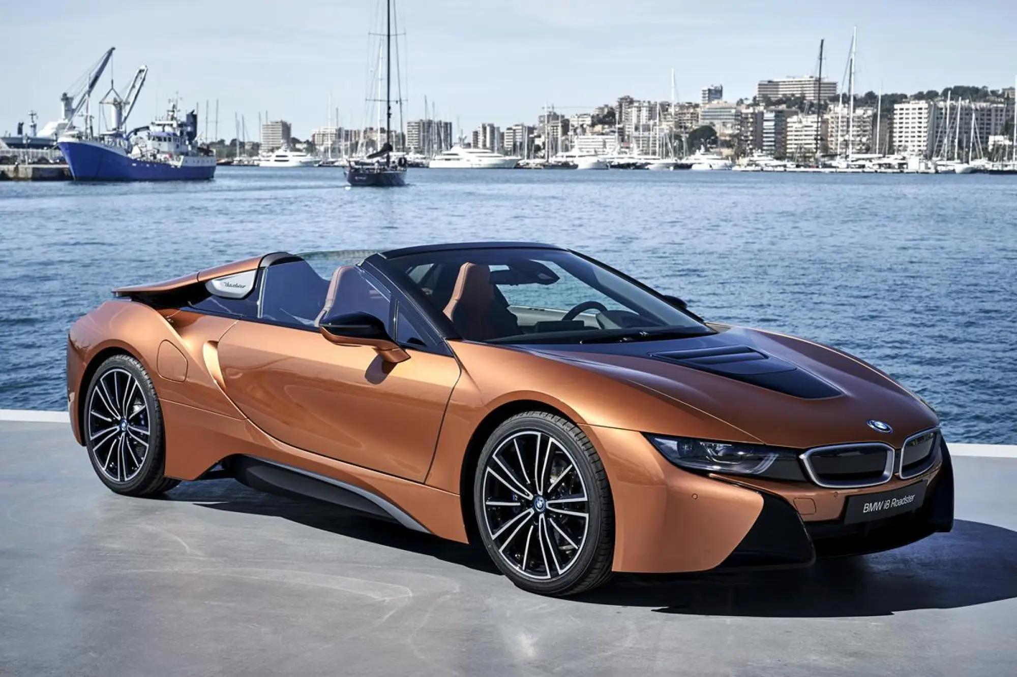 BMW i8 Roadster - 137