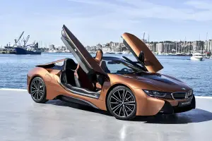 BMW i8 Roadster - 138