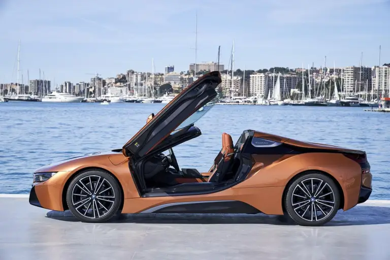 BMW i8 Roadster - 140