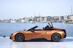 BMW i8 Roadster