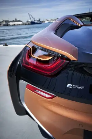 BMW i8 Roadster