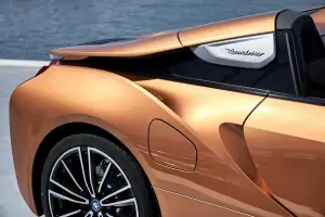 BMW i8 Roadster