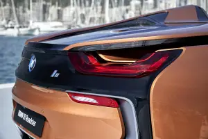 BMW i8 Roadster