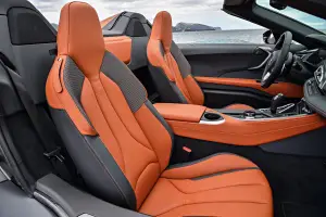 BMW i8 Roadster - 46