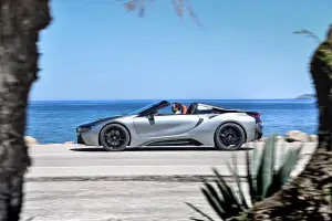 BMW i8 Roadster