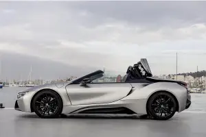 BMW i8 Roadster