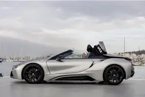 BMW i8 Roadster