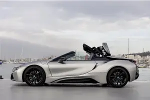 BMW i8 Roadster