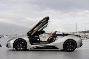 BMW i8 Roadster - 86