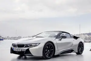 BMW i8 Roadster