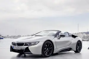 BMW i8 Roadster