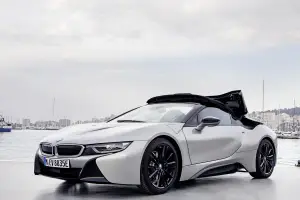 BMW i8 Roadster