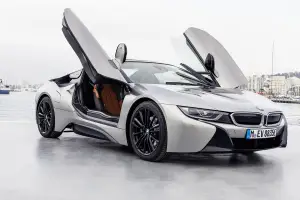 BMW i8 Roadster