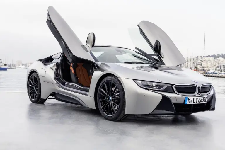 BMW i8 Roadster - 95