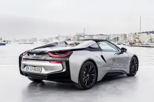 BMW i8 Roadster