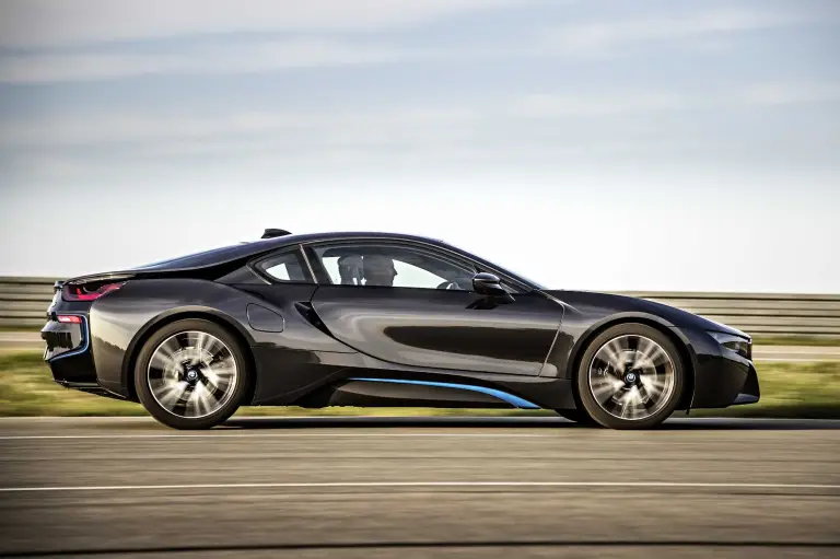 BMW i8 - Salone di Ginevra 2014 - 8