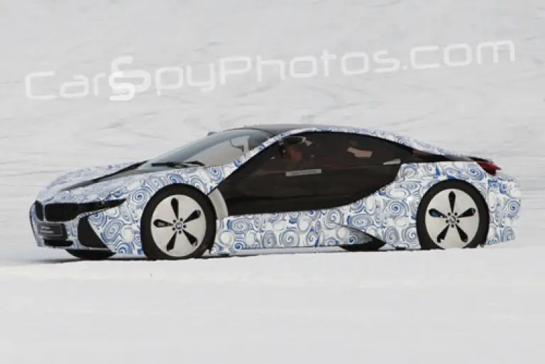 BMW i8 spy - 1
