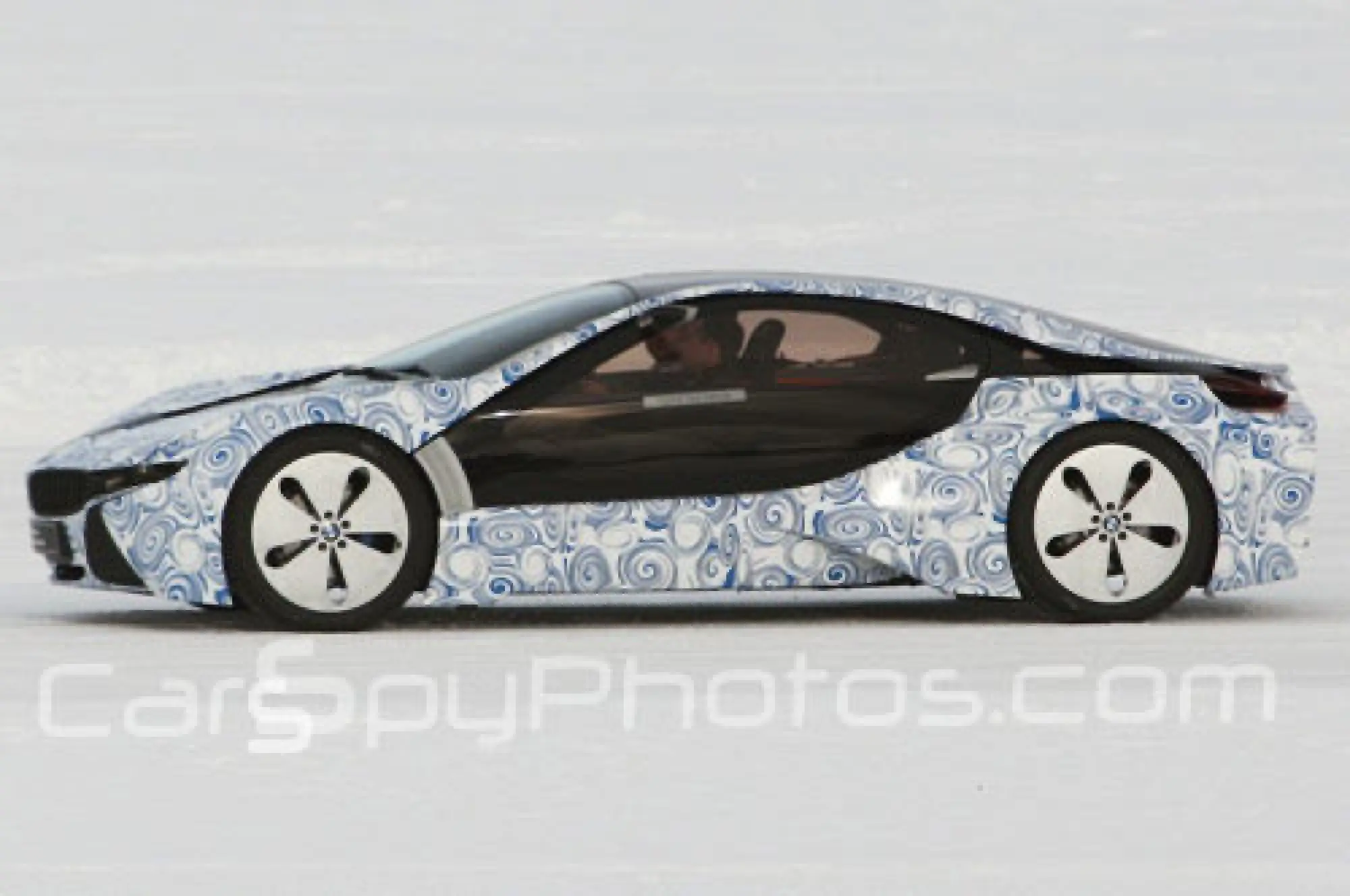 BMW i8 spy - 2