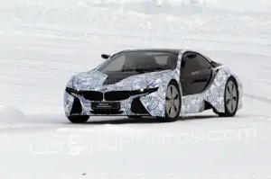 BMW i8 spy - 4