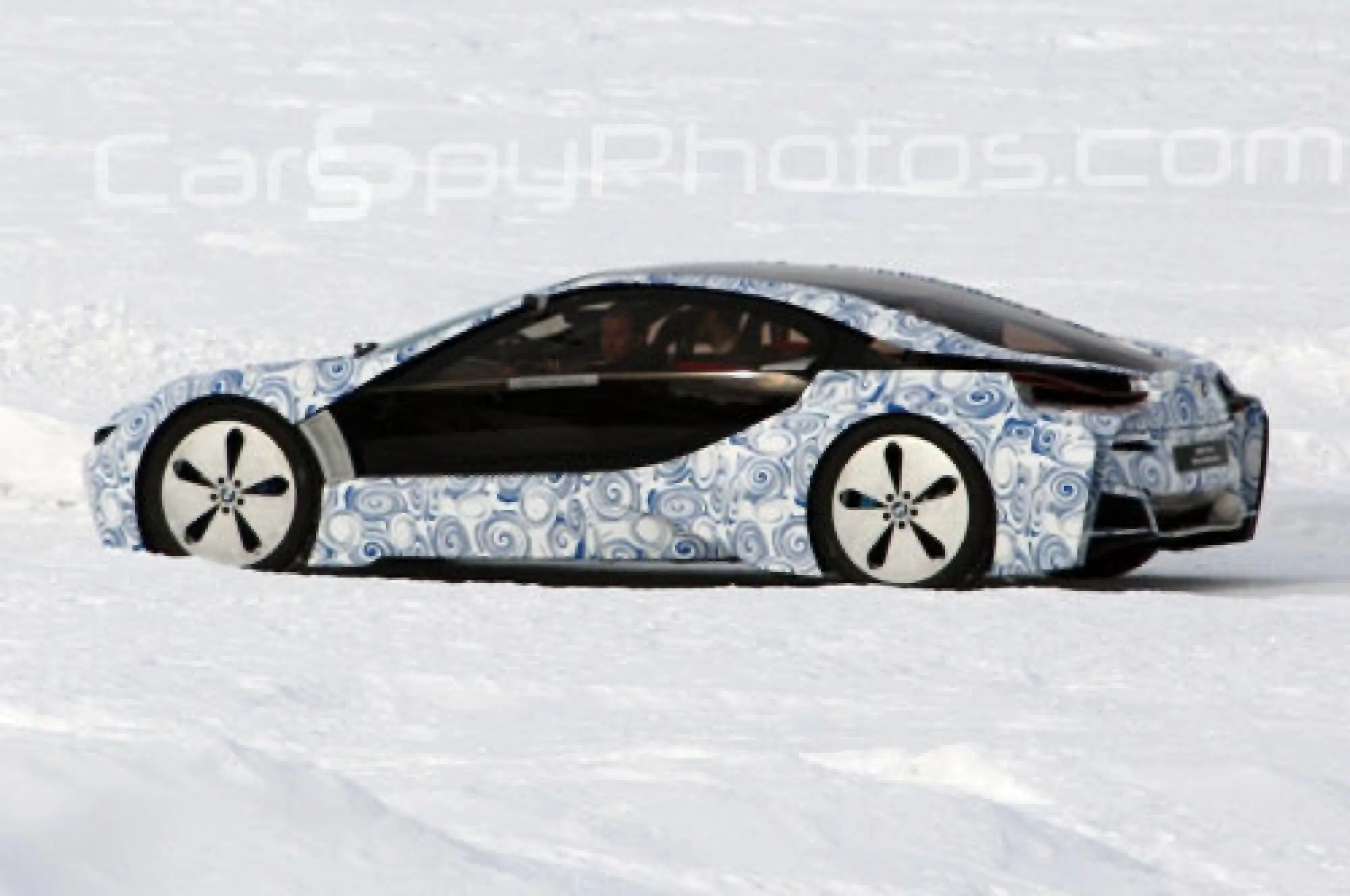 BMW i8 spy - 5