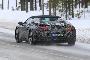 BMW i8 Spyder foto spia 16 marzo 2017