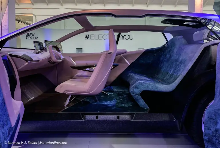 BMW iNext Concept - Foto LIVE a ElectrifYou - 15